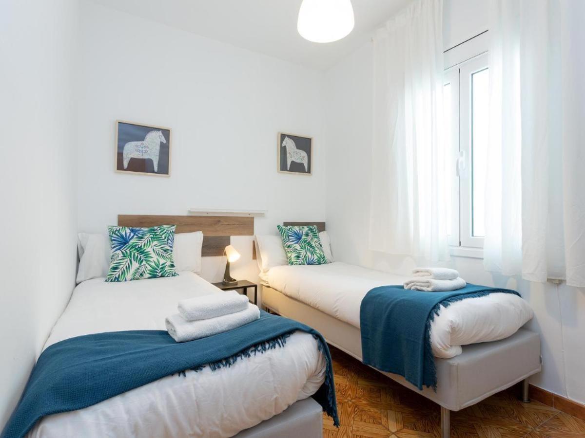 Click&Flat Fira Castelao Apartment โอสปิตาเล็ต เดอ โยเบรกัต ภายนอก รูปภาพ